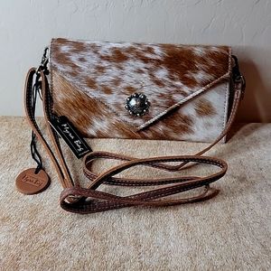 Myra Lacuna Wallet